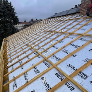 batiment 16 couverture eficarking et frise PVC zoom square 300